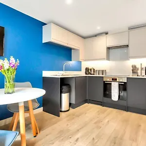 https://st-pauls-apartments.cardiffhotelswales.com